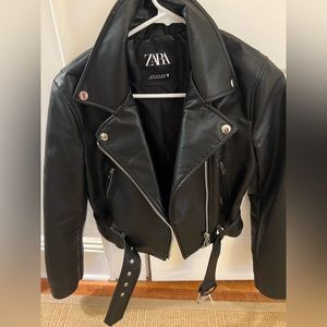 Like new Zara faux leather bomber jacket-S